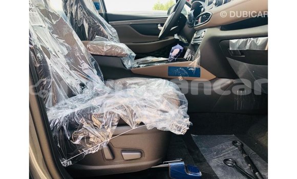 သွင်းကုန် Hyundai Santa Fe Green ကား Import - Dubai Ayeyarwady သွင်းကုန် Hyundai Santa Fe Green ကား Import - Dubai Ayeyarwady