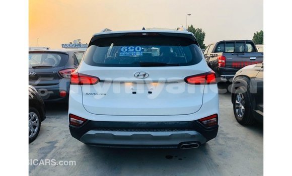 သွင်းကုန် Hyundai Santa Fe White ကား Import - Dubai Ayeyarwady သွင်းကုန် Hyundai Santa Fe White ကား Import - Dubai Ayeyarwady