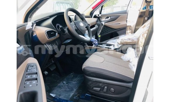 သွင်းကုန် Hyundai Santa Fe White ကား Import - Dubai Ayeyarwady သွင်းကုန် Hyundai Santa Fe White ကား Import - Dubai Ayeyarwady
