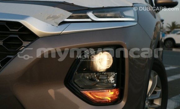 သွင်းကုန် Hyundai Santa Fe Brown ကား Import - Dubai Ayeyarwady သွင်းကုန် Hyundai Santa Fe Brown ကား Import - Dubai Ayeyarwady