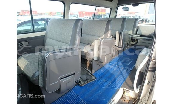 Acheter Import Voiture Nissan Caravan Blanc à Import - Dubai, #<Region:0x000000000c5121b8> Acheter Import Voiture Nissan Caravan Blanc à Import - Dubai, #<Region:0x000000000c5121b8>