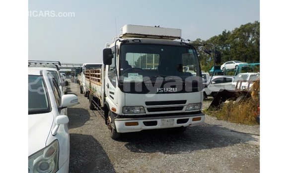 Buy Import Isuzu FTR 850 White Truck in Import - Dubai in Ayeyarwady Buy Import Isuzu FTR 850 White Truck in Import - Dubai in Ayeyarwady