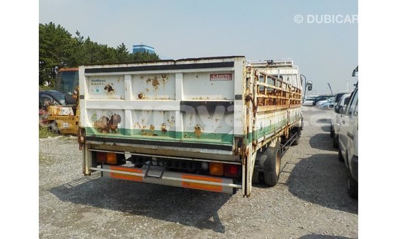 Buy Import Isuzu FTR 850 White Truck in Import - Dubai in Ayeyarwady Buy Import Isuzu FTR 850 White Truck in Import - Dubai in Ayeyarwady
