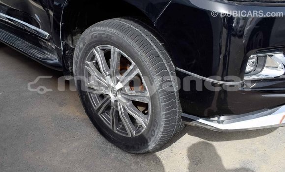 သွင်းကုန် Toyota Land Cruiser Black ကား Import - Dubai Ayeyarwady သွင်းကုန် Toyota Land Cruiser Black ကား Import - Dubai Ayeyarwady