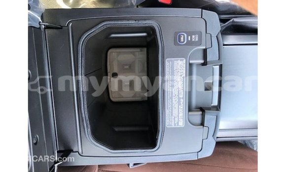 Buy Import Toyota Land Cruiser Black Car in Import - Dubai in Ayeyarwady Buy Import Toyota Land Cruiser Black Car in Import - Dubai in Ayeyarwady