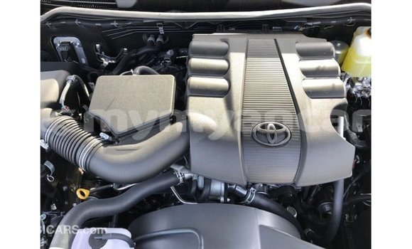 Buy Import Toyota Land Cruiser Black Car in Import - Dubai in Ayeyarwady Buy Import Toyota Land Cruiser Black Car in Import - Dubai in Ayeyarwady