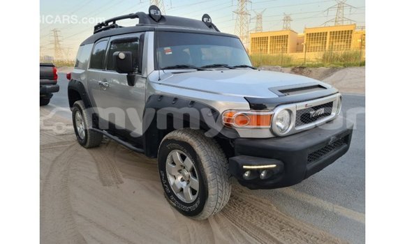 Buy Import Toyota FJ Cruiser Other Car in Import - Dubai in Ayeyarwady Buy Import Toyota FJ Cruiser Other Car in Import - Dubai in Ayeyarwady