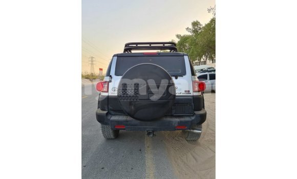 Buy Import Toyota FJ Cruiser Other Car in Import - Dubai in Ayeyarwady Buy Import Toyota FJ Cruiser Other Car in Import - Dubai in Ayeyarwady