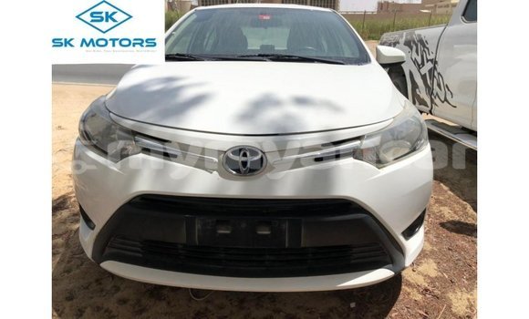 သွင်းကုန် Toyota Yaris White ကား Import - Dubai Ayeyarwady သွင်းကုန် Toyota Yaris White ကား Import - Dubai Ayeyarwady