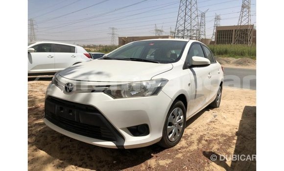 သွင်းကုန် Toyota Yaris White ကား Import - Dubai Ayeyarwady သွင်းကုန် Toyota Yaris White ကား Import - Dubai Ayeyarwady