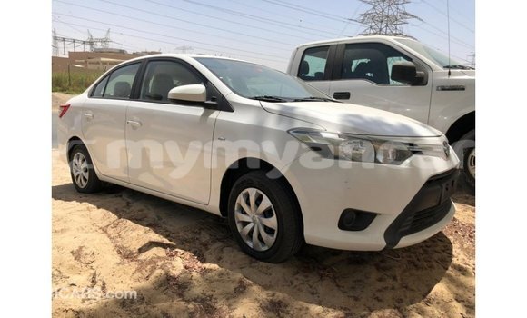 သွင်းကုန် Toyota Yaris White ကား Import - Dubai Ayeyarwady သွင်းကုန် Toyota Yaris White ကား Import - Dubai Ayeyarwady