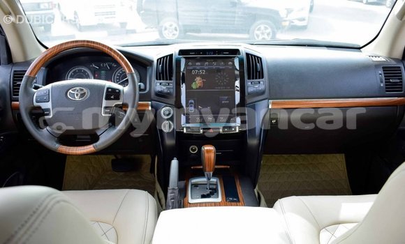 Buy Import Toyota Land Cruiser Other Car in Import - Dubai in Ayeyarwady Buy Import Toyota Land Cruiser Other Car in Import - Dubai in Ayeyarwady