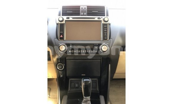 သွင်းကုန် Toyota Prado White ကား Import - Dubai Ayeyarwady သွင်းကုန် Toyota Prado White ကား Import - Dubai Ayeyarwady