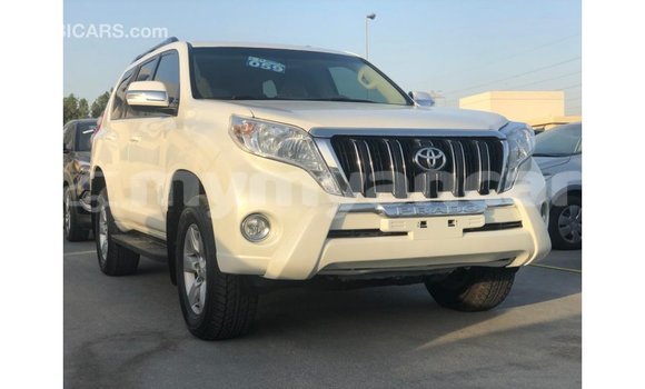သွင်းကုန် Toyota Prado White ကား Import - Dubai Ayeyarwady သွင်းကုန် Toyota Prado White ကား Import - Dubai Ayeyarwady