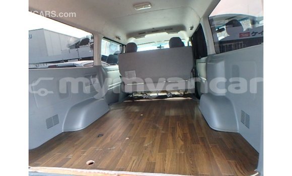 Buy Import Toyota Hiace Other Car in Import - Dubai in Ayeyarwady Buy Import Toyota Hiace Other Car in Import - Dubai in Ayeyarwady