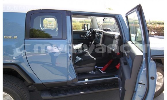 Buy Import Toyota FJ Cruiser Blue Car in Import - Dubai in Ayeyarwady Buy Import Toyota FJ Cruiser Blue Car in Import - Dubai in Ayeyarwady