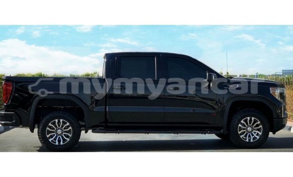 Buy Import GMC Sierra Black Car in Import - Dubai in Ayeyarwady Buy Import GMC Sierra Black Car in Import - Dubai in Ayeyarwady