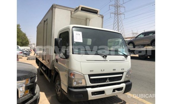 သွင်းကုန် Mitsubishi i White ကား Import - Dubai Ayeyarwady သွင်းကုန် Mitsubishi i White ကား Import - Dubai Ayeyarwady