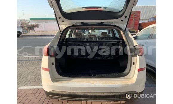 Buy Import Hyundai Tucson White Car in Import - Dubai in Ayeyarwady Buy Import Hyundai Tucson White Car in Import - Dubai in Ayeyarwady