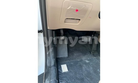 Buy Import Hyundai Tucson White Car in Import - Dubai in Ayeyarwady Buy Import Hyundai Tucson White Car in Import - Dubai in Ayeyarwady