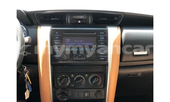 Buy Import Toyota Fortuner White Car in Import - Dubai in Ayeyarwady Buy Import Toyota Fortuner White Car in Import - Dubai in Ayeyarwady