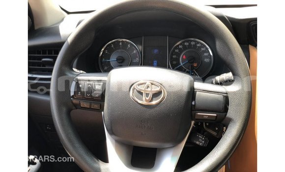 Buy Import Toyota Fortuner White Car in Import - Dubai in Ayeyarwady Buy Import Toyota Fortuner White Car in Import - Dubai in Ayeyarwady