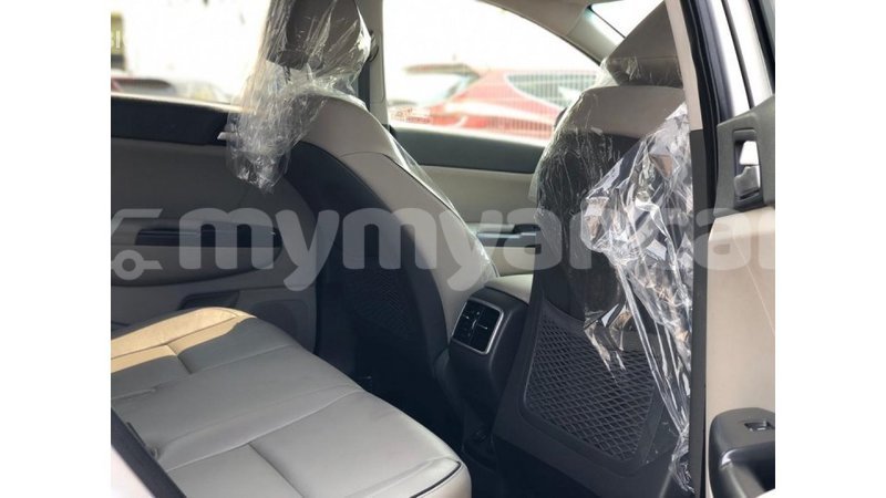 Big with watermark kia sportage ayeyarwady import dubai 3870