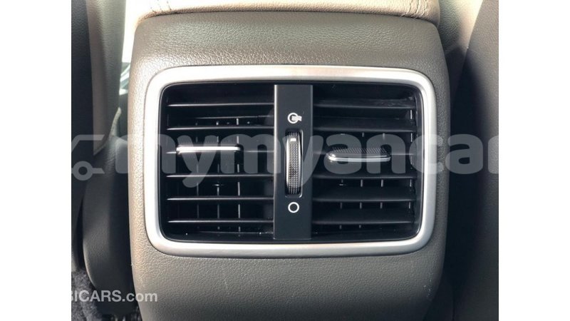 Big with watermark kia sportage ayeyarwady import dubai 3870