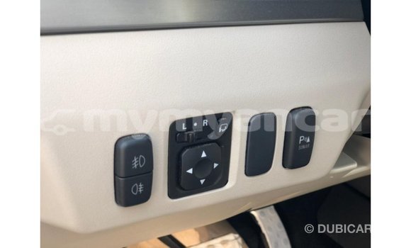 သွင်းကုန် Mitsubishi Pajero Black ကား Import - Dubai Ayeyarwady သွင်းကုန် Mitsubishi Pajero Black ကား Import - Dubai Ayeyarwady