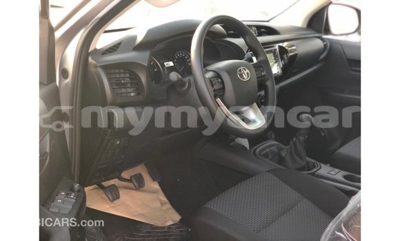Buy Import Toyota Hilux Other Car in Import - Dubai in Ayeyarwady Buy Import Toyota Hilux Other Car in Import - Dubai in Ayeyarwady
