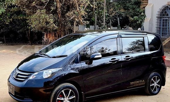 Buy Used Honda Freed Black Car in Nyaunglebin in Bago Buy Used Honda Freed Black Car in Nyaunglebin in Bago