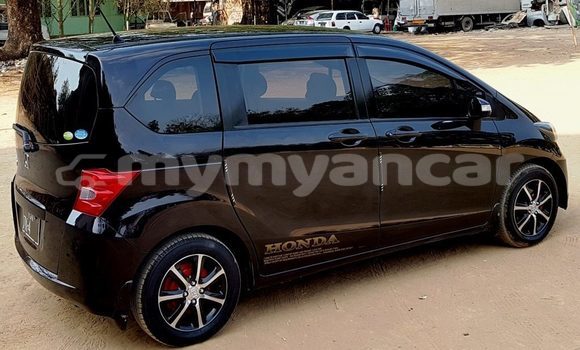 Buy Used Honda Freed Black Car in Nyaunglebin in Bago Buy Used Honda Freed Black Car in Nyaunglebin in Bago