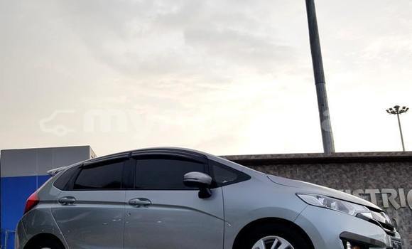 Buy Used Honda FIT Silver Car in Yangon in Yangon Buy Used Honda FIT Silver Car in Yangon in Yangon