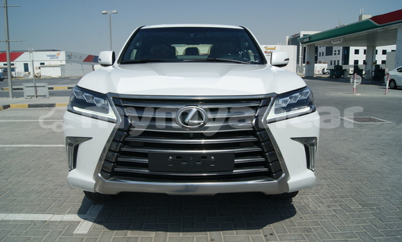 Acheter Neuf Voiture Lexus LX 450 Blanc à Yangon, #<Region:0x000000000d9ad1e0>