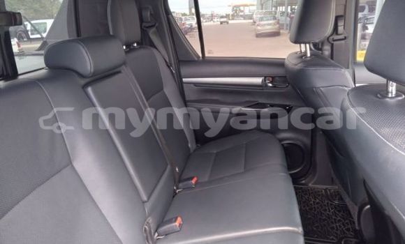 Buy Used Toyota Hilux Blue Car in Banmo in Kachin Buy Used Toyota Hilux Blue Car in Banmo in Kachin