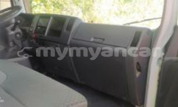 Buy Used Isuzu FTR 850 White Truck in Dawei in Tanintharyi Buy Used Isuzu FTR 850 White Truck in Dawei in Tanintharyi