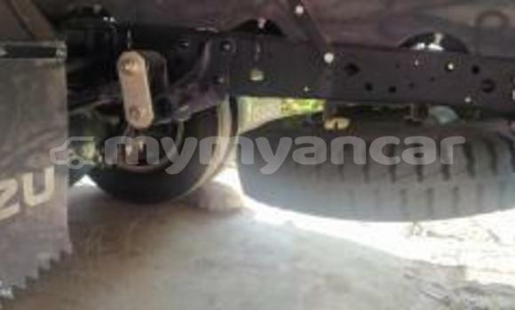 Buy Used Isuzu FTR 850 White Truck in Dawei in Tanintharyi Buy Used Isuzu FTR 850 White Truck in Dawei in Tanintharyi