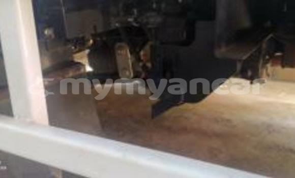 Buy Used Isuzu FTR 850 White Truck in Dawei in Tanintharyi Buy Used Isuzu FTR 850 White Truck in Dawei in Tanintharyi