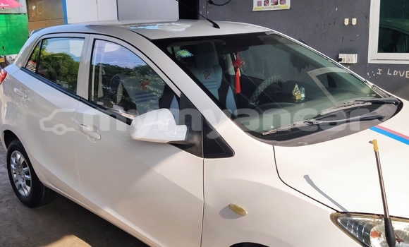 Acheter Occasion Voiture Haima 2 Blanc à Yangon, #<Region:0x000000000d9ad1e0>