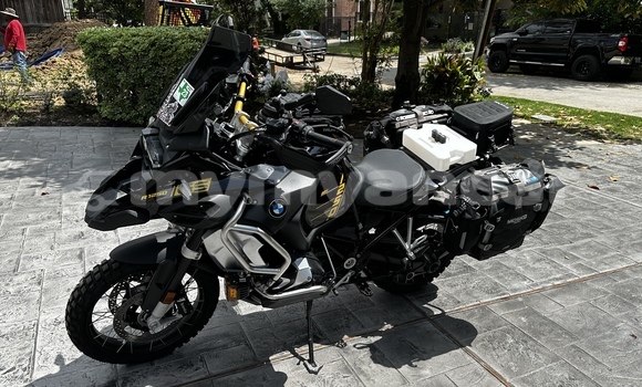 အသုံးပြုခံ့ BMW R1200GS Adventure Black စက်ဘီး Allanmyo Magway အသုံးပြုခံ့ BMW R1200GS Adventure Black စက်ဘီး Allanmyo Magway