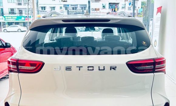 Buy Used Jeep Cherokee White Car in Myanaung in Ayeyarwady Buy Used Jeep Cherokee White Car in Myanaung in Ayeyarwady