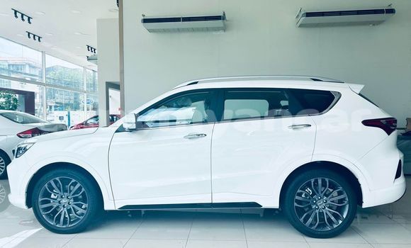 Buy Used Jeep Cherokee White Car in Myanaung in Ayeyarwady Buy Used Jeep Cherokee White Car in Myanaung in Ayeyarwady