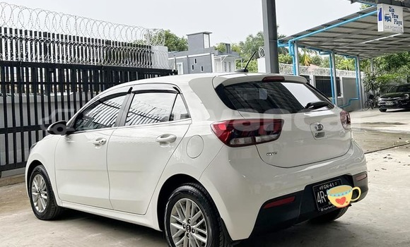 Buy Used Kia Rio Other Car in Myanaung in Ayeyarwady Buy Used Kia Rio Other Car in Myanaung in Ayeyarwady