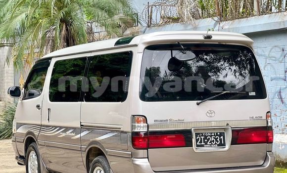 အသုံးပြုခံ့ Toyota Hiace Other ကား Myanaung Ayeyarwady အသုံးပြုခံ့ Toyota Hiace Other ကား Myanaung Ayeyarwady