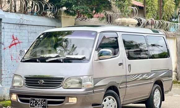 အသုံးပြုခံ့ Toyota Hiace Other ကား Myanaung Ayeyarwady အသုံးပြုခံ့ Toyota Hiace Other ကား Myanaung Ayeyarwady