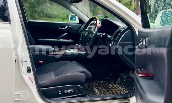 အသုံးပြုခံ့ Toyota Mark X White ကား Myanaung Ayeyarwady အသုံးပြုခံ့ Toyota Mark X White ကား Myanaung Ayeyarwady