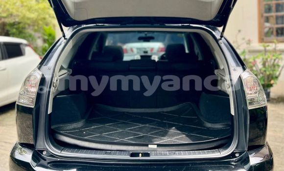 အသုံးပြုခံ့ Toyota Harrier Black ကား Yangon Yangon အသုံးပြုခံ့ Toyota Harrier Black ကား Yangon Yangon