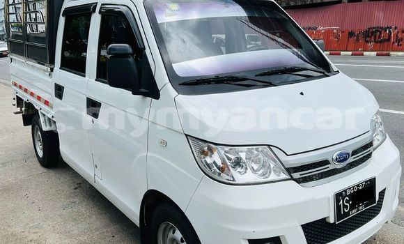 Buy Used Toyota Land Cruiser White Car in Yangon in Yangon Buy Used Toyota Land Cruiser White Car in Yangon in Yangon