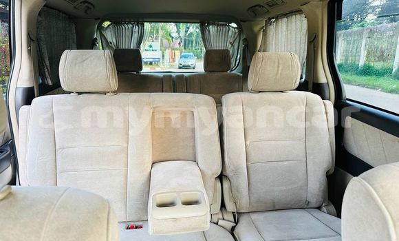 Buy Used Toyota Alphard Other Car in Bogale in Ayeyarwady Buy Used Toyota Alphard Other Car in Bogale in Ayeyarwady