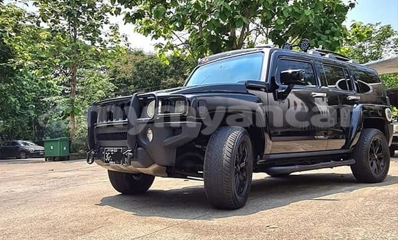 အသုံးပြုခံ့ Hummer H3 Black ကား Banmo Kachin အသုံးပြုခံ့ Hummer H3 Black ကား Banmo Kachin